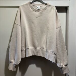 Women’s Crewneck Nike Sweatshirt